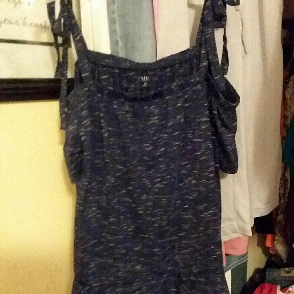 New blue off the shoulder top size M - Picture 3 of 4